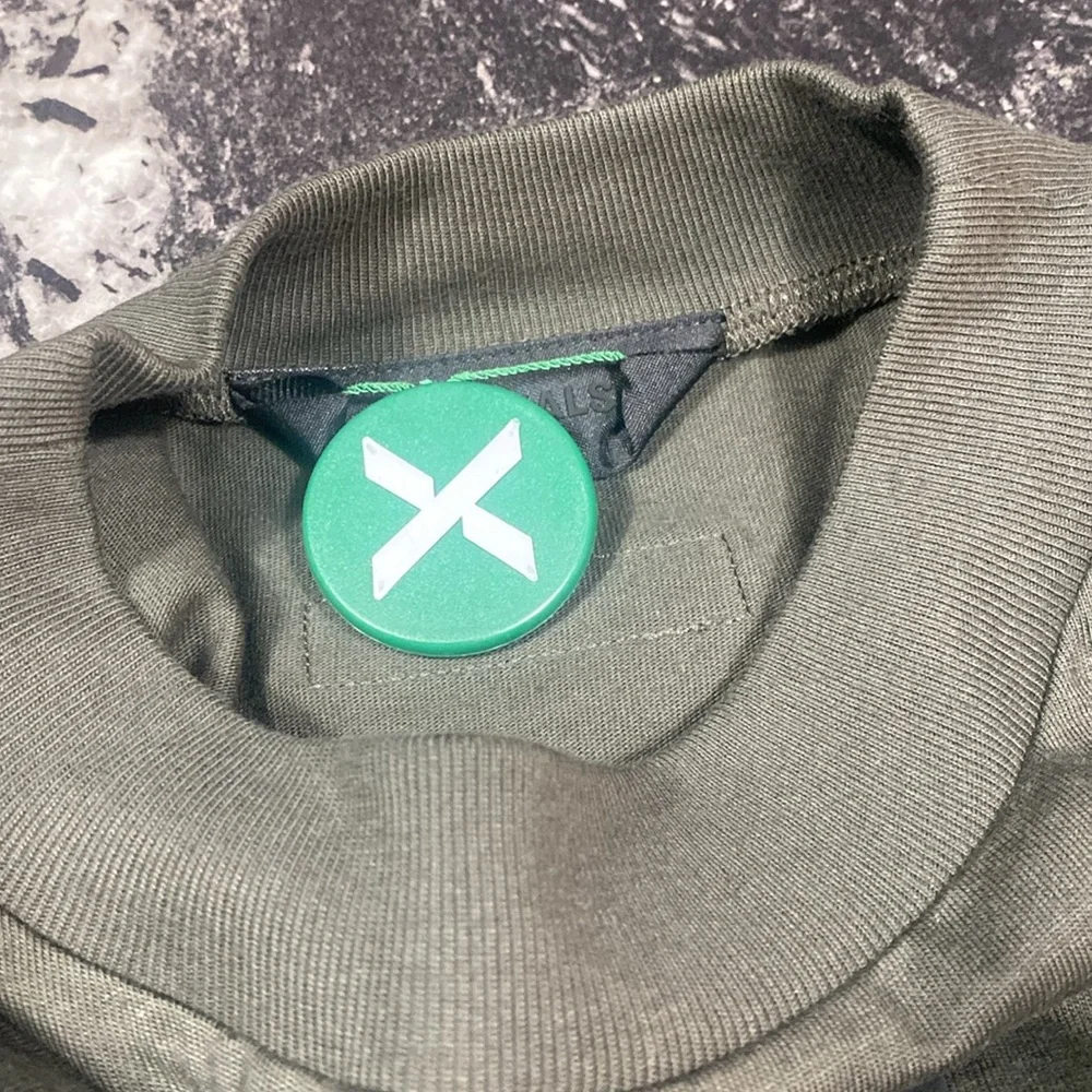 dark grey essentials tee - Picture 4 of 6